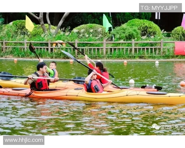 激情澎湃的游泳比赛精彩瞬间，突破极限速度的较量与激烈角逐